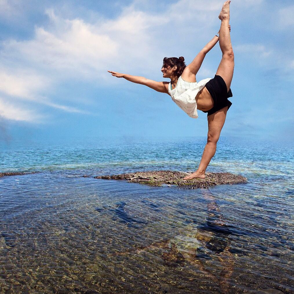 Yogini turned Instagram sensation Natasha Noel reveals benefits of outdoor yoga
