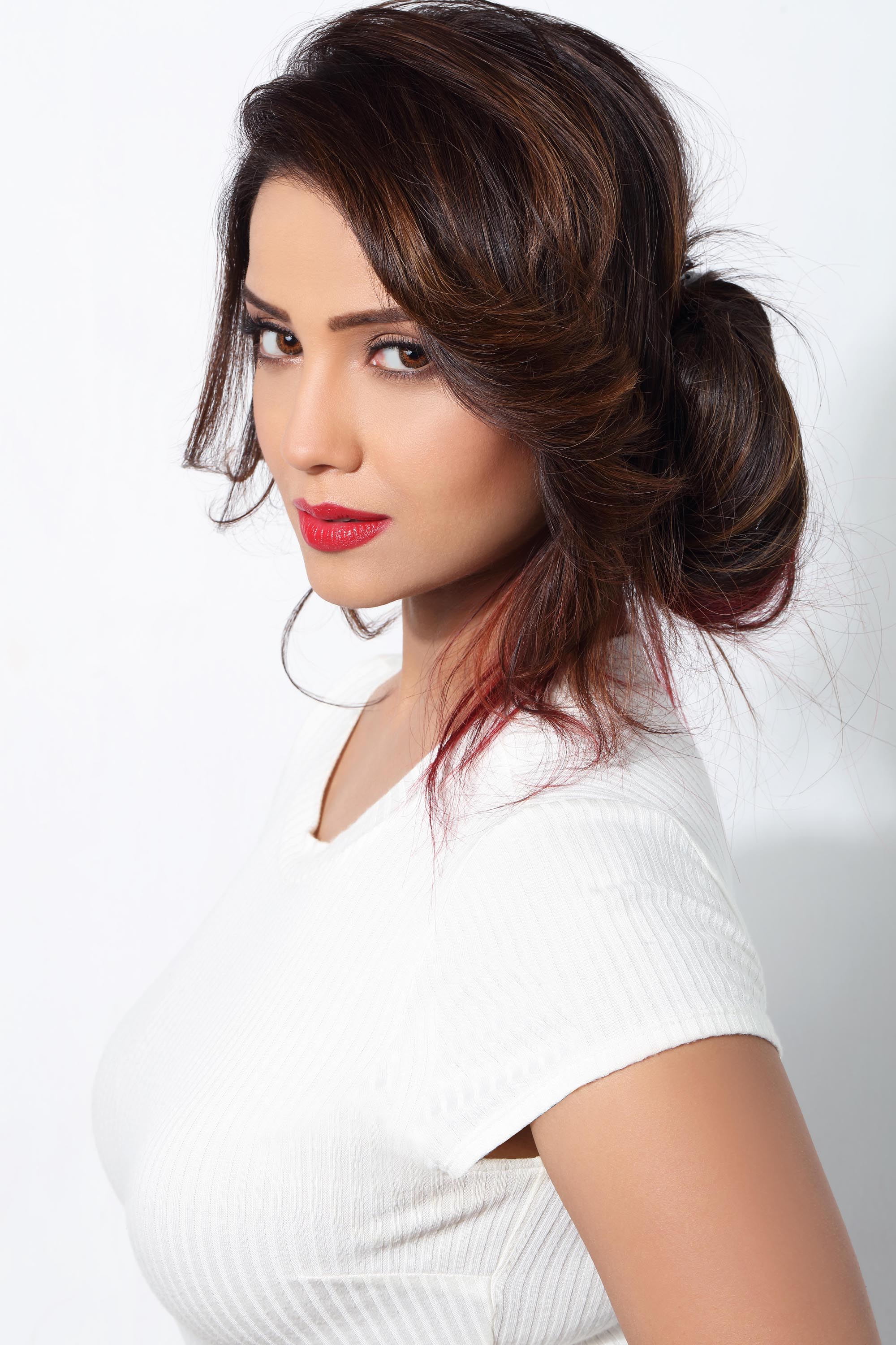 Adaa Khan Hair style HD wallpaper | Pxfuel