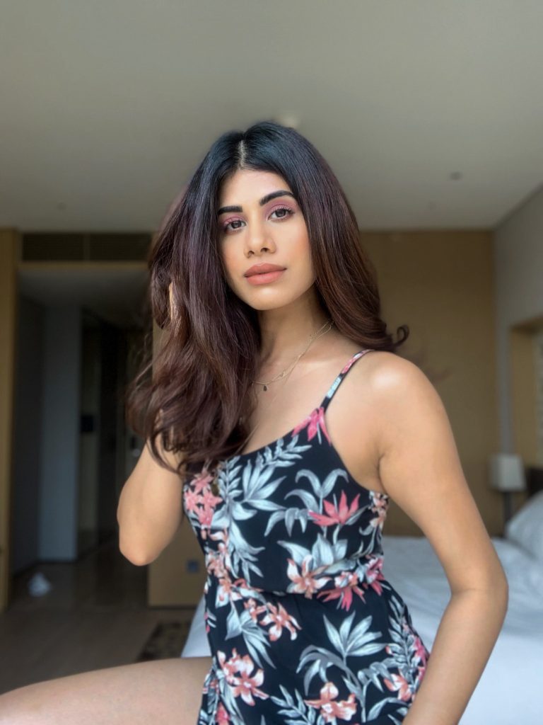 Ace Beauty Vlogger Malvika Sitlani Aryan Shares Her Digital Media Do's ...