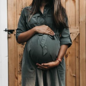 Maternity Clothing: Why & When to Buy