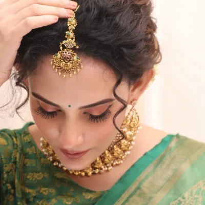 DIY Hairstyle For Karwa Chauth